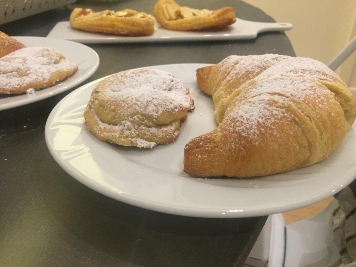 Ai Tre Mercati Палермо Екстериор снимка
